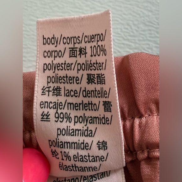 Victoria’s Secret Shorts With Elastic Waistband And Lace Embellishments Size XS - Picture 10 of 12